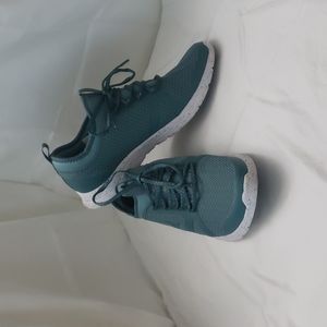 Vionic Athletic Shoes